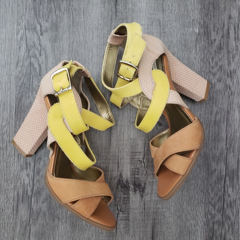 BOTTER Strap ankle open toe leather heels